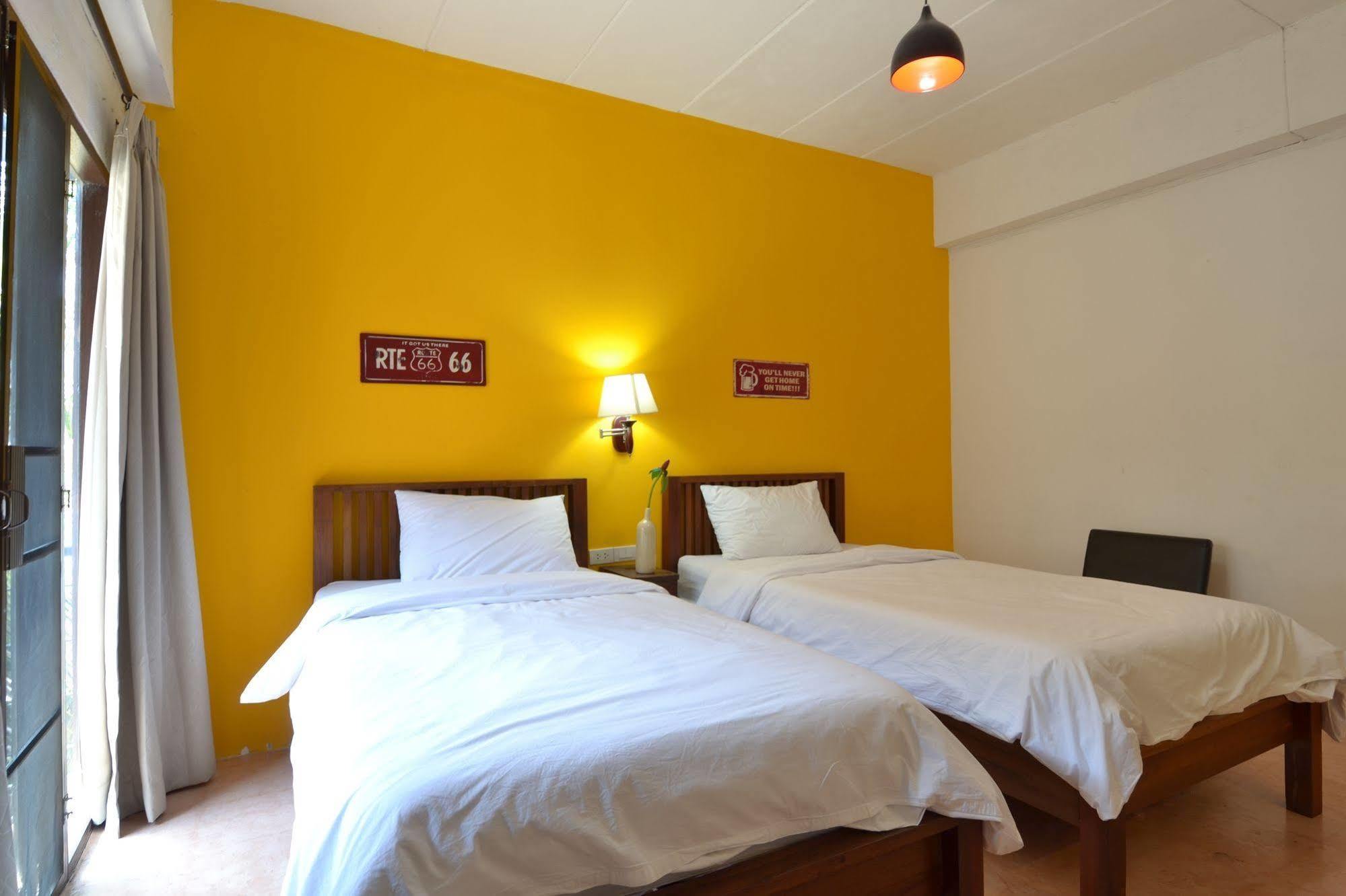 Isleep Guesthouse Chiang Mai Exterior photo